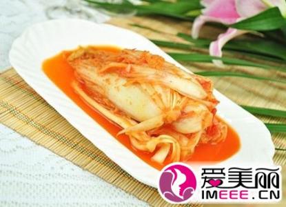 包菜酸辣泡菜怎么腌制 一步一步教你做香辣泡菜 腌泡清汤有秘方 比韩国泡菜还好吃