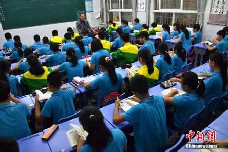 渐冻人什么原因引起的 什么是渐冻人 哪些原因会造成渐冻人