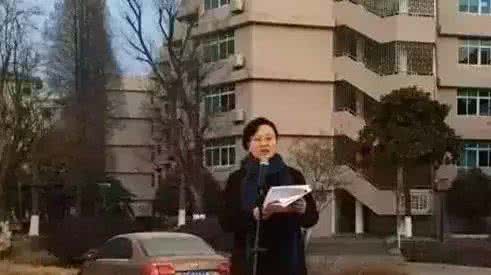 湖北中学女校长火了 湖北中学女校长火了!对学生说的话,竟点醒不少中国成年人!