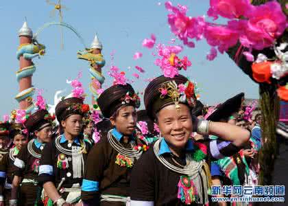 阿昌族节日 阿昌族节日 阿昌族节日 阿昌族过年时妇女们都要干啥