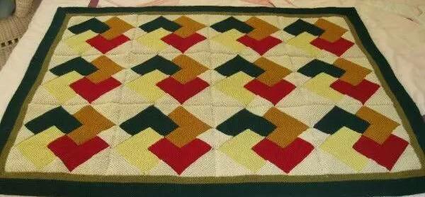 蒙古人的小方毯 这款别致的小方毯要不要来一件？（红燕子作品）