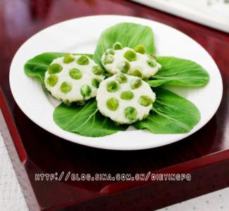 用筷子夹出美味 美的不忍下筷的一道美味——莲蓬豆腐