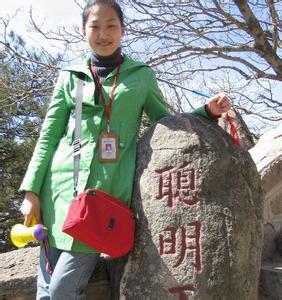 巴士旅途中的导游小姐 导游的花样旅途