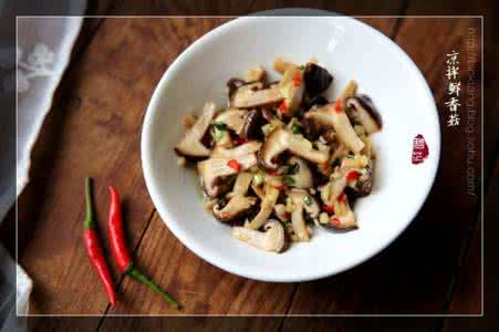 菜心怎么做好吃又简单 简单的菜也能做得这么好吃，太实在的美食了