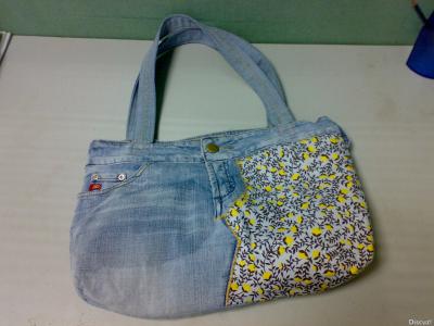 蕾丝修补牛仔裤 旧牛仔裤的使用改造方法--蕾德商城 的包包批发 女包批发 淘宝网包包 时尚包包 包包代销 转载