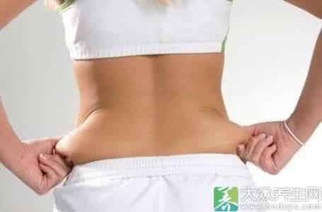 怎样去除腰部赘肉 去除腰部赘肉的方法(这个好!很多人受用)
