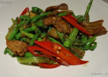 辣椒小炒肉的做法 小炒肉用的是哪种辣椒+三个技术点做好小炒肉
