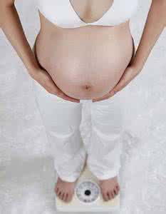 两条大腿大大的张开 孕妇的自述:孕检张开大腿后,男医生的一个小举动