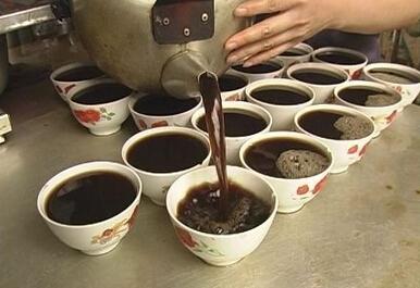 糖尿病患者能吃桑葚吗 简单易行--贫血患者 喝桑葚酒