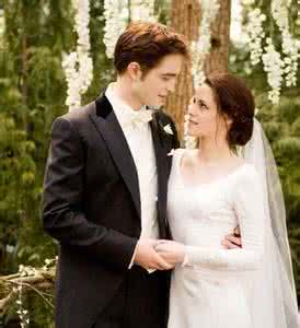 男女结婚最佳年龄差 男女选择结婚最佳年龄差