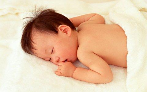 婴儿睡眠不好的原因 婴儿睡眠不好的原因 婴儿的睡眠不好是怎么回事