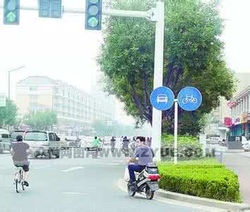 行车中遇畜力车 科目一知识:遇自行车、畜力车及行人时如何应对