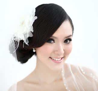 新娘妆技巧 6个简单技巧让新娘妆感更明艳