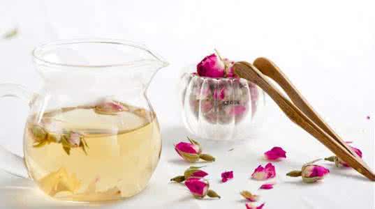 痛经喝什么花茶 喝什么花茶可以减轻痛经