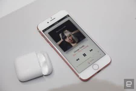 iphone7送airpods吗 iphone7 airpods iPhone7送AirPods吗？