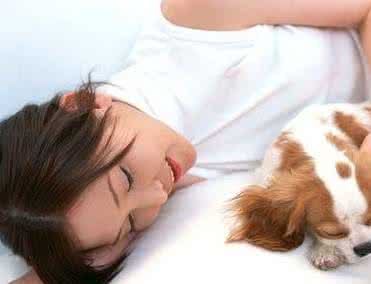 晚睡的危害 晚睡危害究竟有多大：最佳睡觉时间