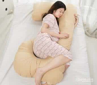 睡眠枕头有用吗 孕妇睡眠枕头有用吗 孕妇枕头怎么用 快速提升孕妇的睡眠质量