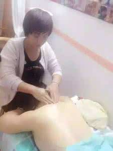 女人克夫表现哪些方面 女人克夫的行为表现 女人勾引调戏的表现行为是什么？