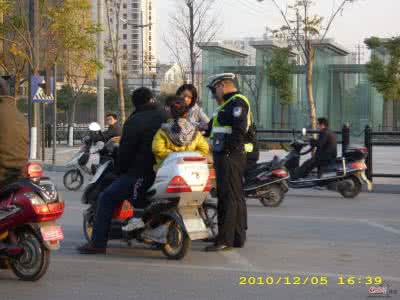 交警大队违章处理 星期天可以处理违章吗 交警队周末可以处理违章吗