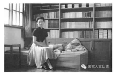 张学良在于凤至墓前说 张学良最讨厌别人叫少帅 于凤至在家叫他什么?