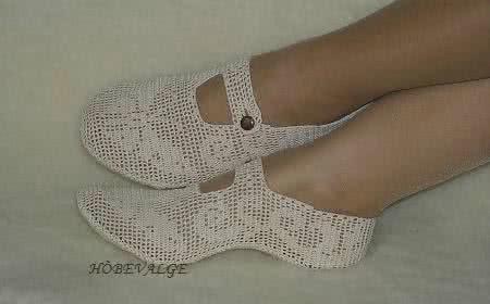 塑料网格钩针编织包包 钩针编织----网格蝴蝶地板鞋