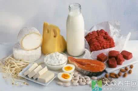 人一天吃多少蛋白质 一天吃多少蛋白质 一天该吃多少蛋白质？什么人不宜多吃蛋白质