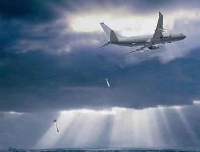 伊朗客机被美军击落 揭秘解放军误击英客机后:遭美军报复两战机被毁