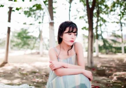 女生修养气质必看的书 女生必看：高跟鞋怎么穿才能越穿越气质！