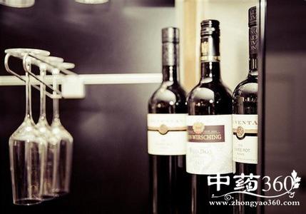 黄酒的功效与作用 黄酒的功效与作用：活血抗衰老