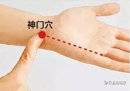 手镯戴左手还是右手 手镯戴左手还是右手?你知道神门穴的重要性吗?