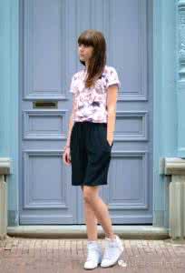 藏青色阔腿裤 穿好烟囱裤，直腿藏肉不失礼