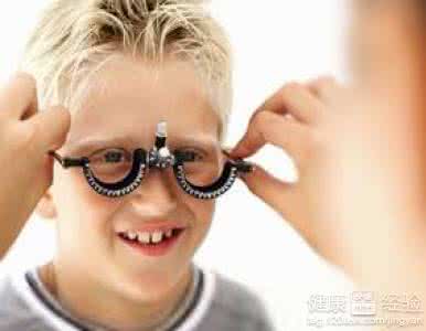 白殿疯怎样治疗效果好 怎样治疗儿童弱视好呢