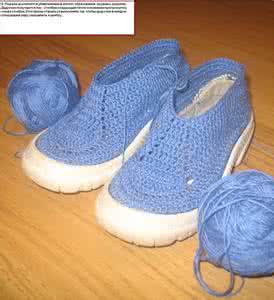 宝宝靴子鞋的钩针视频 废物利用钩靴子