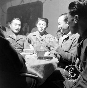 内战为什么国民党输了 内战时国民党军官竟然还在花天酒地 豪