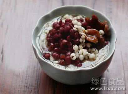 红豆薏米祛湿 喝薏米红豆祛湿表现 还以为薏米只能祛湿?其实薏米的这些功效才堪称神奇!!!