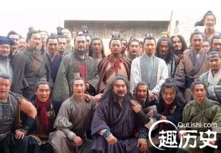 宋江接受朝廷的招安 朝廷招安宋江的好处 历史上宋江向朝廷招安的动机分析