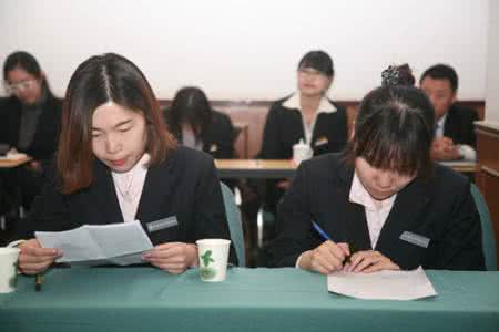物业前台年终总结 前台收银年终总结