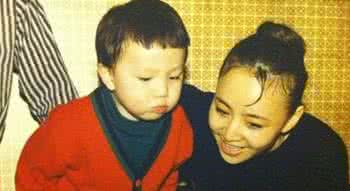 宋丹丹教育巴图失败 宋丹丹在教育上犯了哪些错误?宋丹丹对巴图各种嘲讽