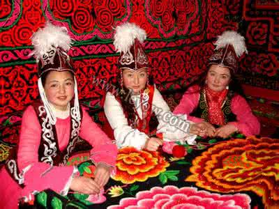 柯尔克孜族饮食 柯尔克孜族饮食 柯尔克孜族饮食简介