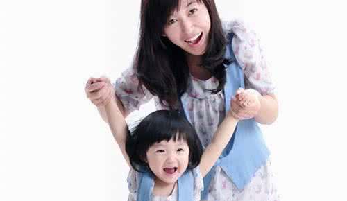 会说话的女人最出色 《培养最出色的女孩》
