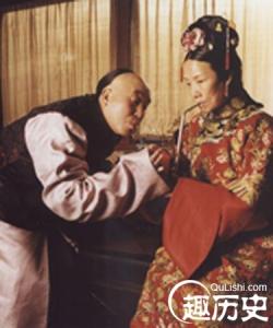 传奇霸业一手遮天楚楚 李莲英为何能在清王朝一手遮天？李莲英传奇一生
