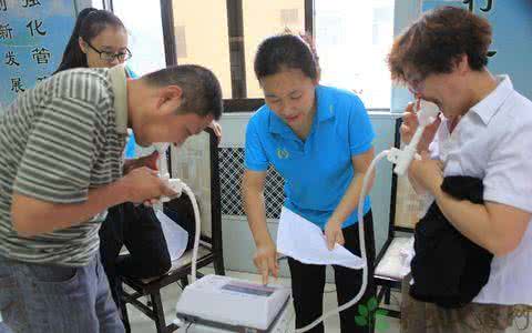 怎样练肺活量 怎样练肺活量 怎样练肺活量呢