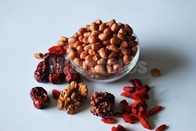 花生米 大枣补肾奇效 【补肾偏方】《花生米+大枣——补肾奇效》祝你身体健康!