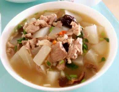 羊肉丸子萝卜汤的做法 美味滋补的羊肉萝卜汤