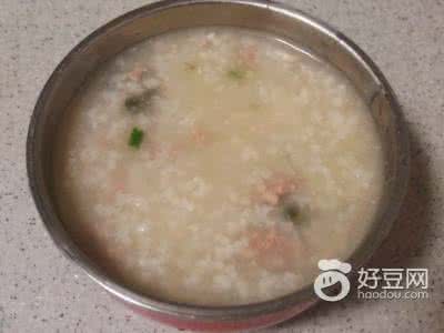 牛肉皮蛋粥怎么做法 牛肉皮蛋粥的做法