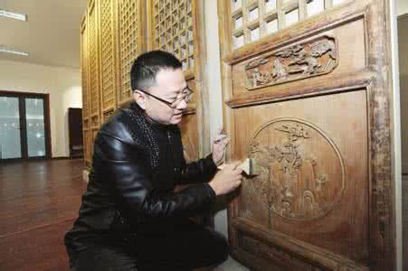 留给后人玩味 蔡晓岚：花窗是历史留给后人的眼睛