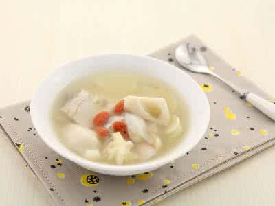 百合瘦肉汤的功效 百合瘦肉汤