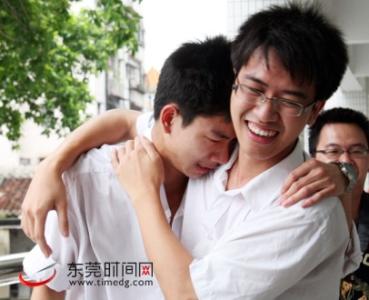 男生出国送什么礼物好 男生出国送什么礼物好?