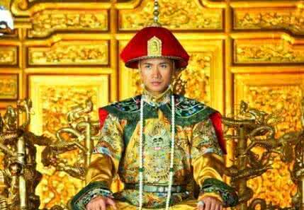 雍正皇帝继位之谜 乌雅氏为何不喜欢雍正 大清谜案 雍正皇帝为何要杀死亲生母亲乌雅氏？