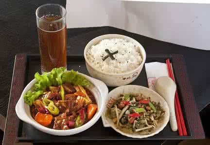 健康饮食的十项原则 饮食6大原则 健康吃喝度夏天!